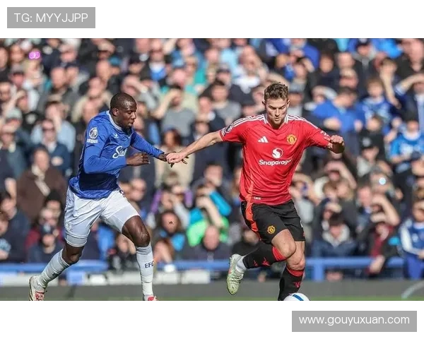 德里赫特未入荷兰大名单引发争议 英媒称其实力超范德芬范黑克